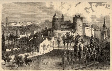 Fougères vue générale - Bretagne - gravure dans « PATRIE - DESCRIPTION PITTORESQUE DE LA FRANCE EN 6 VOLUMES » par Lucien Huard - fin XIXe siècle