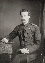 Lieutenant-général Douglas Mackinnon Baillie Hamilton Cochrane, 12e comte de Dundonald, du livre South Africa and the Transvaal War par Louis Creswicke, publié en 1900