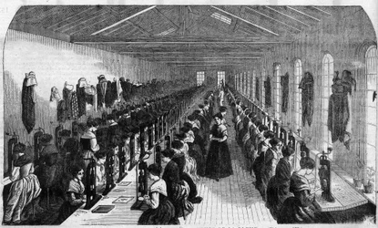 Fabrication de la plume cimentée : ouvriers lors de la réalisation de la fente de la plume dans une usine de Birmingham - Gravure dans « Le Journal Illustré »