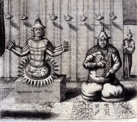 À gauche, divinité hindoue à huit bras, à droite Amida, Bouddha japonais. "De China Monumenta" par Athanasius Kircher, Amsterdam 1667.