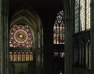 Vitraux et rosace de la cathédrale de Troyes