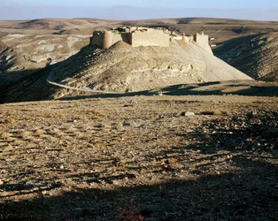 Vue de Karac el Chobac, château croisé du côté est de l