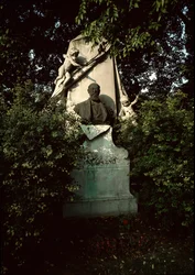 Vue de la tombe du compositeur autrichien Franz von Suppe (1819-1895)