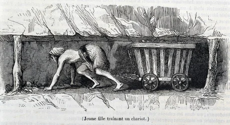 Jeune fille travaillant dans les mines de charbon en Angleterre