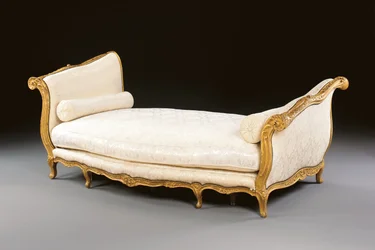 Un lit de repos Louis XV, milieu du 18ème siècle