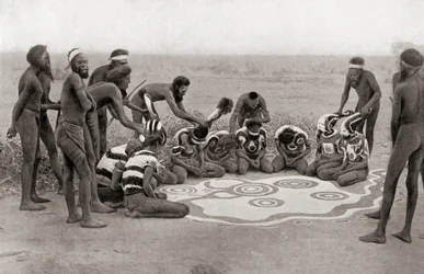 Cérémonie Totémique de la Tribu Warramunga, Australie