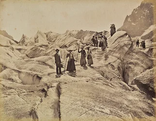 Randonneurs sur la « Mer de Glace » sur le Mont Blanc, Chamonix, France