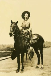 Portrait de William Frederic Cody (1846-1917), connu sous le nom de Buffalo Bill, soldat américain, aventurier et acteur équestre.