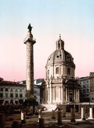 Rome. Vue du Forum de Trajan avec colonne. Photochrome vers 1900.