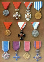 Médailles militaires serbes et roumaines