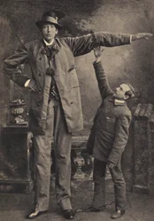 Les Monstres, le Géant. Photographie, fin XIXe siècle, Paris.