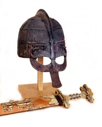 Casque et épée viking. Statens Sjohistoriska, Stockholm