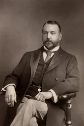 Sydney Grundy (1848-1914) dramaturge et avocat anglais. Auteur de nombreuses pièces, principalement des comédies et des farces