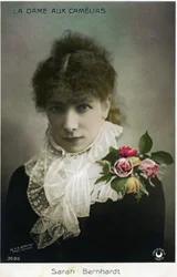 Henriette Rosine Bernard alias Sarah Bernhardt comme « La Dame aux camélias » par Alexandre Dumas fils