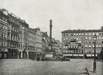 La Karolinenplatz, Munich, Allemagne, 1895