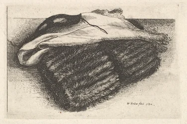 Manchon, mouchoir blanc et masque