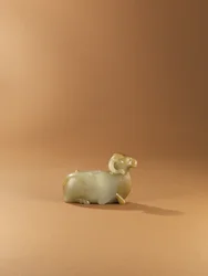 Pot à eau en forme de bélier (jade céladon)