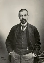 Portrait de l ecrivain Maurice Desvallieres (photo)
