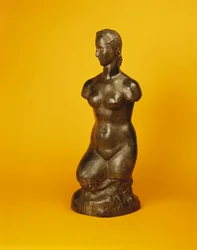 Torso féminin; Torso féminin, vers 1910-1919