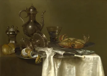 Nature morte : étain, vases en argent et un crabe