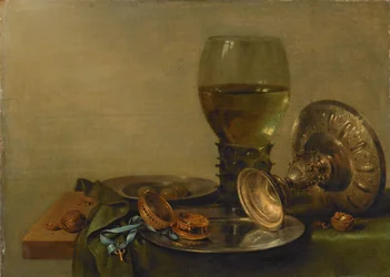 Nature morte avec une tazza en argent