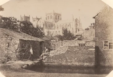 Cathédrale de Ripon vue du sud-est, près de la rivière Skell, v. 1855 (photo)