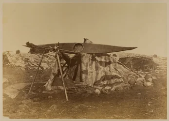 Esquimaux Toupek ou tente en peau, planche 121 de "The Arctic Regions" de Bradford, 1873