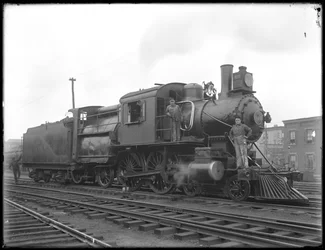 Locomotive du chemin de fer Erie, vue latérale, c.1911-12