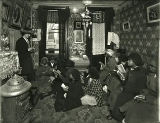 Comité évangélique, Mme Williams, 136 W. 99th Street, Miss Broad enseigne, 1916