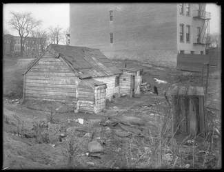 Cabane de squatter de K.E. Barry, lieu inconnu, vers 1911