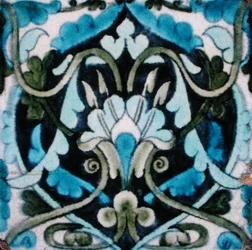 Carreau avec motif de style persan