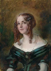 Fille en robe verte