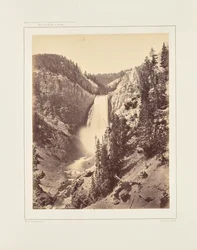 Chutes inférieures du Yellowstone, vue rapprochée