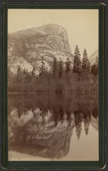Lac Mirror. Yosemite.