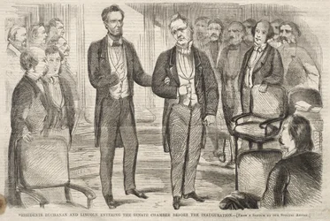 Les présidents Buchanan et Lincoln entrent dans la salle du Sénat avant l