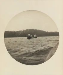 Trois canoéistes, lac Saint-Jean, province de Québec, vers 1895, vers 1904