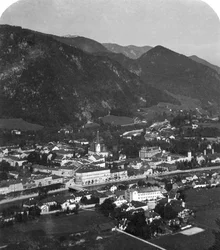 Vallée de Trauntal, près de Bad Ischl, Salzkammergut, Autriche, vers 1900s