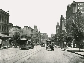 Rue Collins, vue vers l