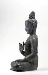 Bodhisattva de style népalais-chinois (laque, tissu, traces de peinture bleue, dorée et verte et feuille d