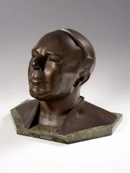 Le très honorable Leslie Hore-Belisha, vers 1937-39 (bronze sur socle en marbre)