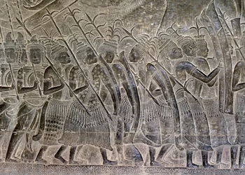 Angkor Wat, Angkor, Cambodge, début du XIIe siècle avec ajouts ultérieurs. Ce détail des reliefs dans la galerie montre les Thaïlandais marchant comme alliés de l
