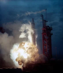 Véhicules de lancement, USA Fusée explosant sur la rampe de lancement, début des années 1960