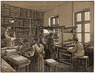 Imprimerie à Budapest, Hongrie : façonnage et préparation des livres. Travail des femmes. vers 1910 (Illustration)