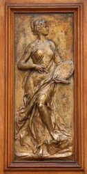Détail sculpté de La villa Lumière, Évian, 2019